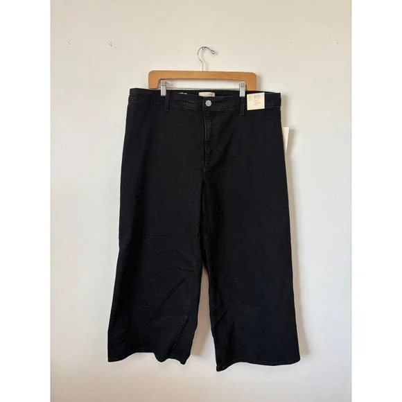 Universal Thread™ Womens High-Rise Sailor Wide Leg Ankle Jeans – Black 17 Short - Picture 2 of 6